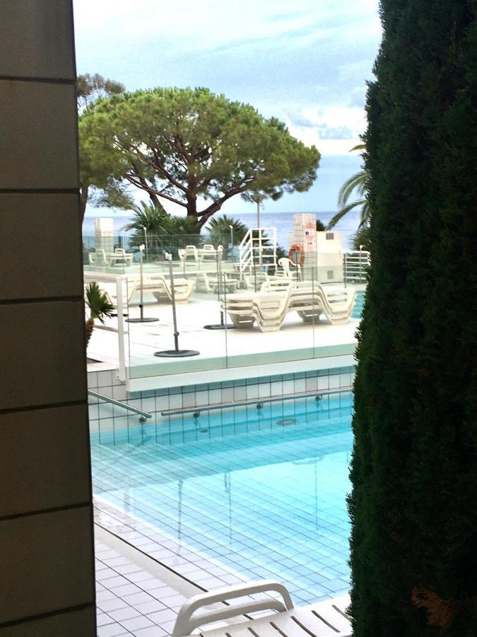Monaco, Elegant & Quiet Renovated Apartment, In Fontvieille District, With Terrace & Pool, 15Min Walk To F1 Grand Prix Buitenkant foto